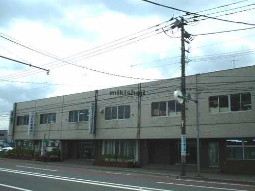 白石区の石野ビル 外観1