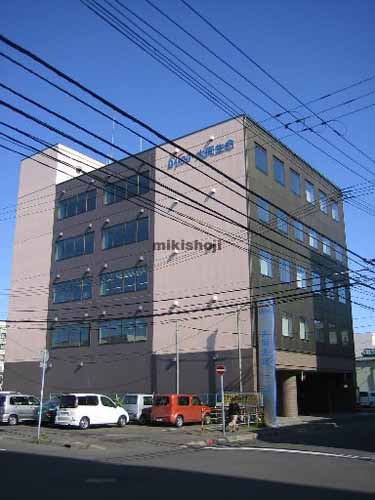 釧路市のサンエス釧路駅前ビル 外観1