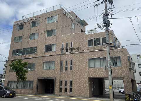 西区の鈴建ビル 外観1