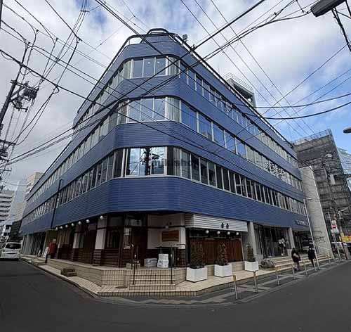 中央の角川ビル 外観1