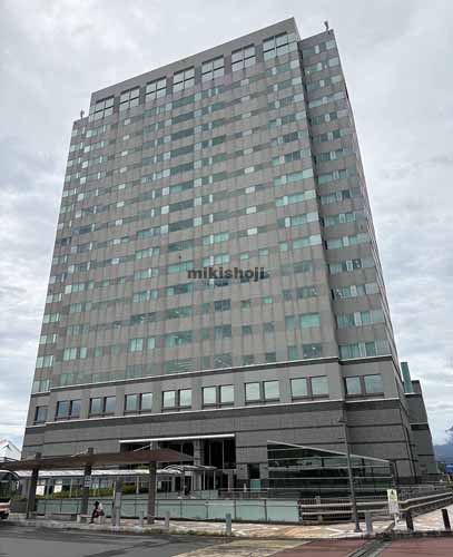盛岡駅前通のマリオス 外観1