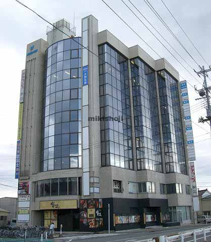 酒田市の第１庄交ビル 外観1