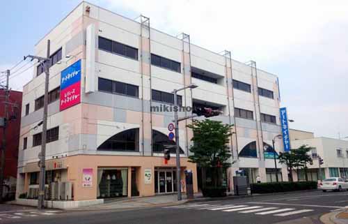 酒田市のマルホンビル 外観1