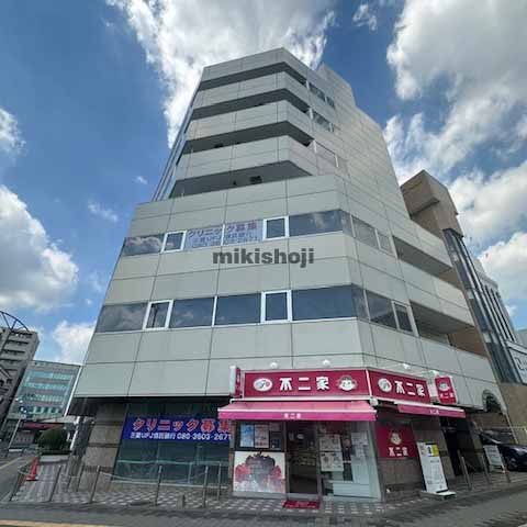 藤沢市のピノスビル 外観1
