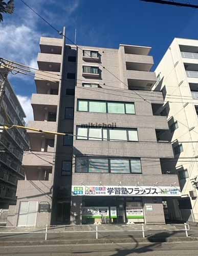 厚木市のパストラルＡＳＡＨＩ（天幸ﾋﾞﾙ６４）ビル 外観1