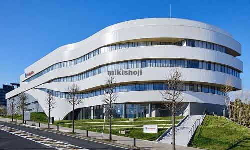 横須賀市のYokosuka Innovation Center 外観1
