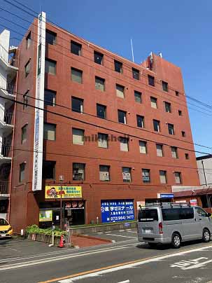 東大阪市の相栄ロイヤルビル 外観1