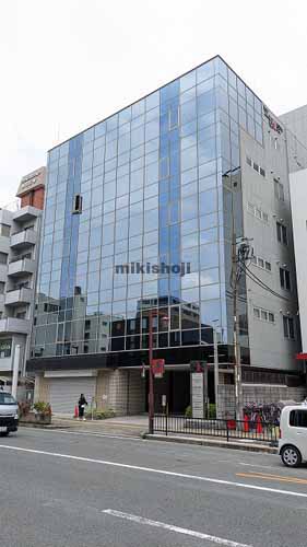 吹田市の江坂石周ビル 外観1