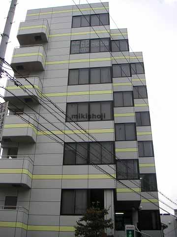八尾市のリバティ八尾 外観1