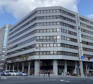 岡山市の日本生命岡山第二ビル新館 外観1