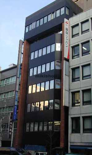中京区の四条烏丸スタービル 外観1