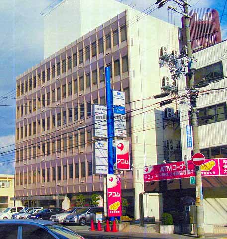 尼崎市の南塚口ビル本館 外観1