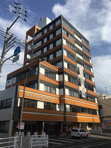 松山市のカサグランデ越智 外観1