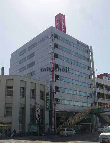高知市の高知中央ビジネススクエア 外観1