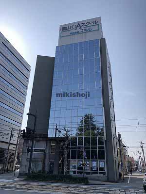 富山市の内幸町ラ・フォンテビル 外観1