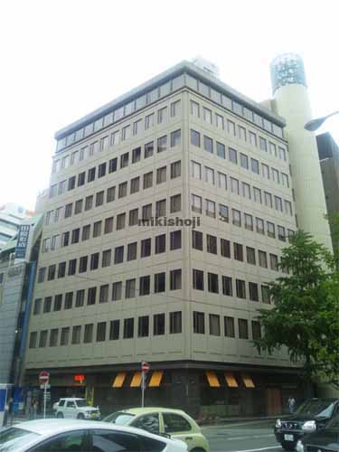 博多駅前・中央街の興産ビル 外観1