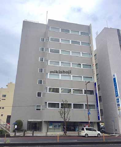 佐世保市の佐世保中央ビル 外観1