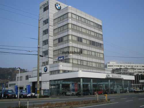 山口市の第二小郡インタービル 外観1