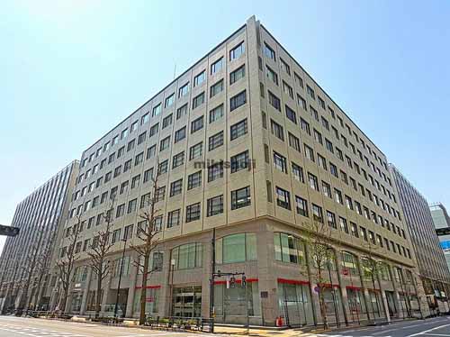 丸の内・大手町の新日石ビル 外観1