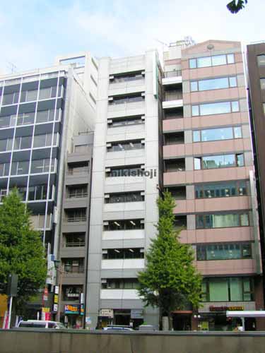 日本橋のニュー八重洲ビル 外観1