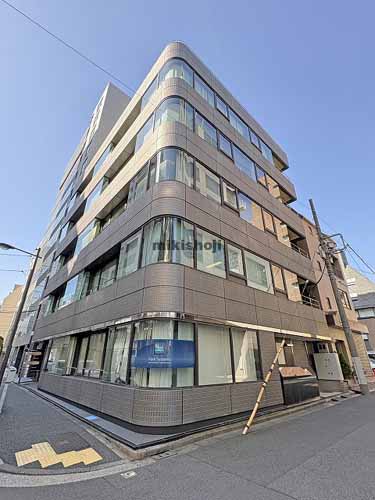 神田錦町・一ツ橋の神田髙木ビル 外観1