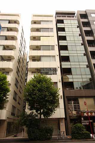 神田須田町のディアマントビル 外観1