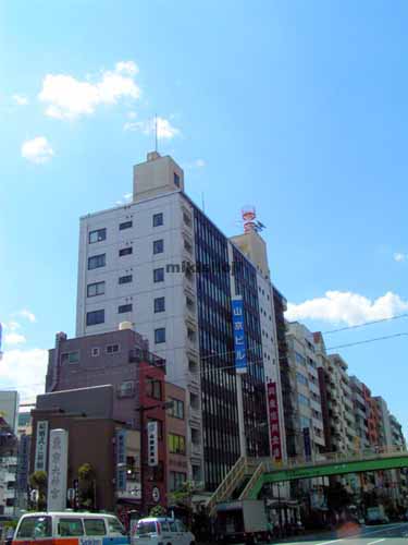 飯田橋の山京別館ビル 外観1