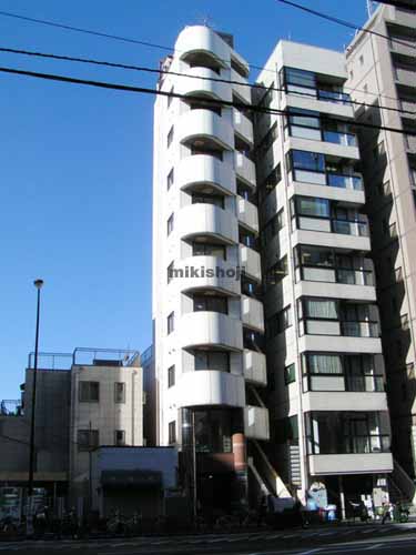 内藤町・大京町・左門町の左門町パクスビル 外観1
