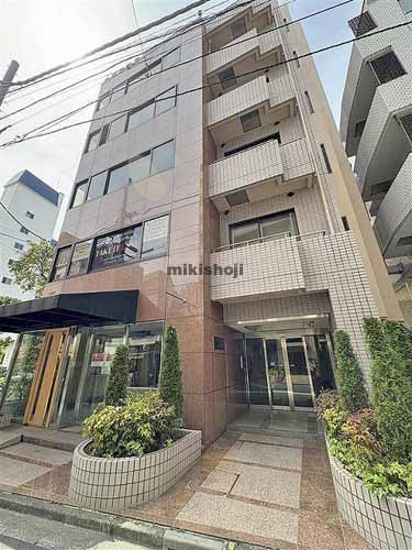 西麻布の西麻布尾花ビル 外観1