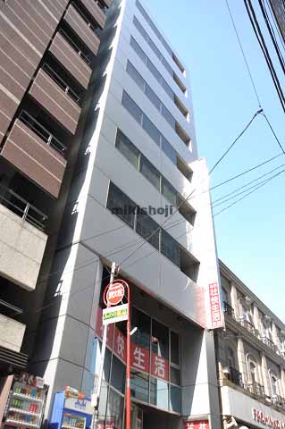 鍛冶町・神田鍛冶町のＡＤ神田東口ビル 外観1