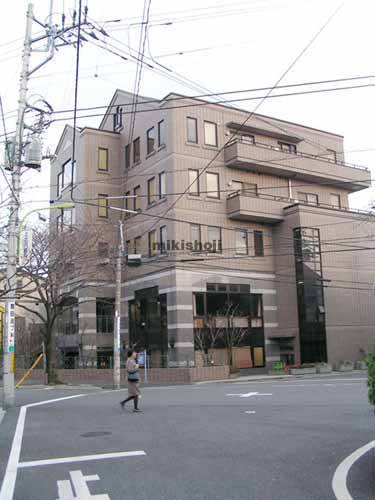 世田谷・代田・若林の幸作ビル 外観1