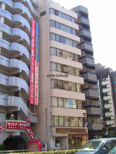 池袋の第一シャンボールビル 外観1