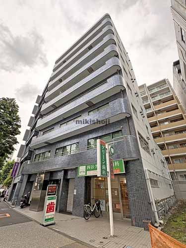 荒木町・四谷三栄町のロイクラトン四谷 外観1