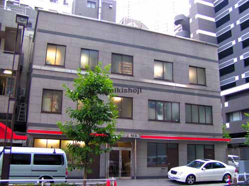 西新宿の鈴木ビル 外観1
