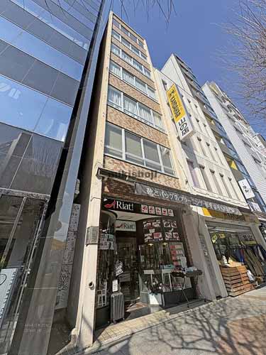 神田神保町の和田ビル 外観1