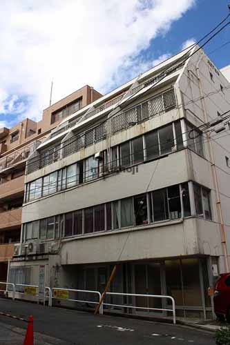 高田馬場のアート第一ビル 外観1