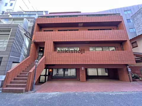 一番町の千代田ホーム 外観1