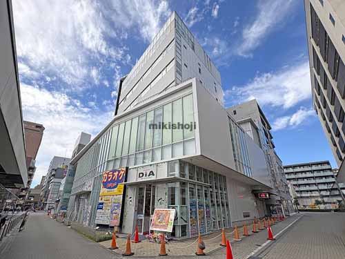 町田市の鶴川インペリアルビル 外観1