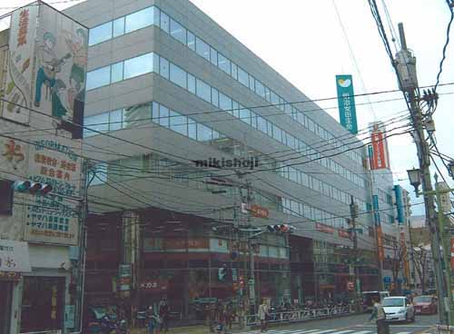 浦和区の明治安田生命浦和ビル 外観1
