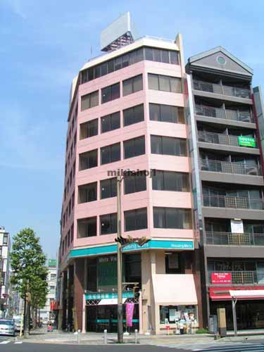 中央区の日進中央ビル 外観1