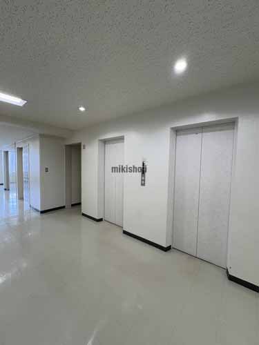中央区北の塚本ビル７号館 エレベーターホール1