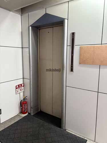 中央区北のプラチナ札幌ビル エレベーターホール1