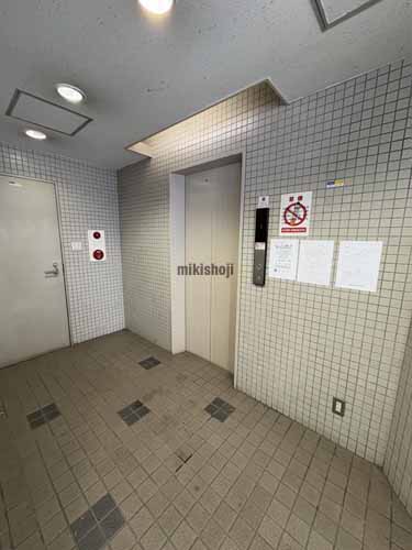 中央区北のアルファ北1条ビル エレベーターホール1