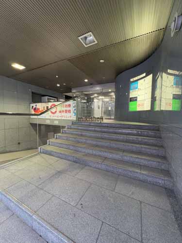 中央区北の第３７桂和ビル エントランス1