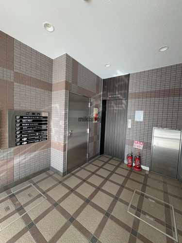 中央区北のＹＮ北５条ビル エレベーターホール1