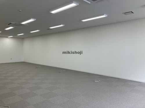 中央区南のアスレチックテラス 貸室内2