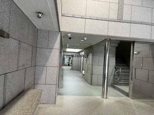 中央のオルタス仙台ビル エレベーターホール2