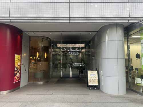 山口ビル エントランス2