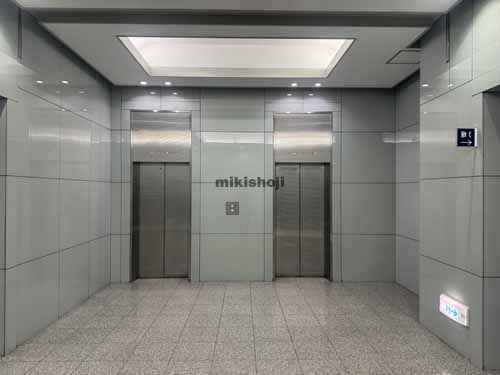 山口ビル エレベーターホール3