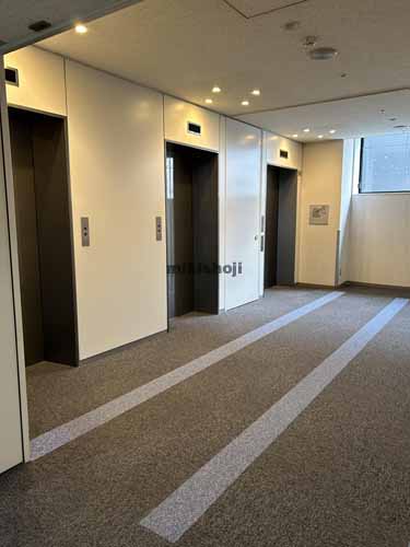 一番町の仙台一番町ビル エレベーターホール1